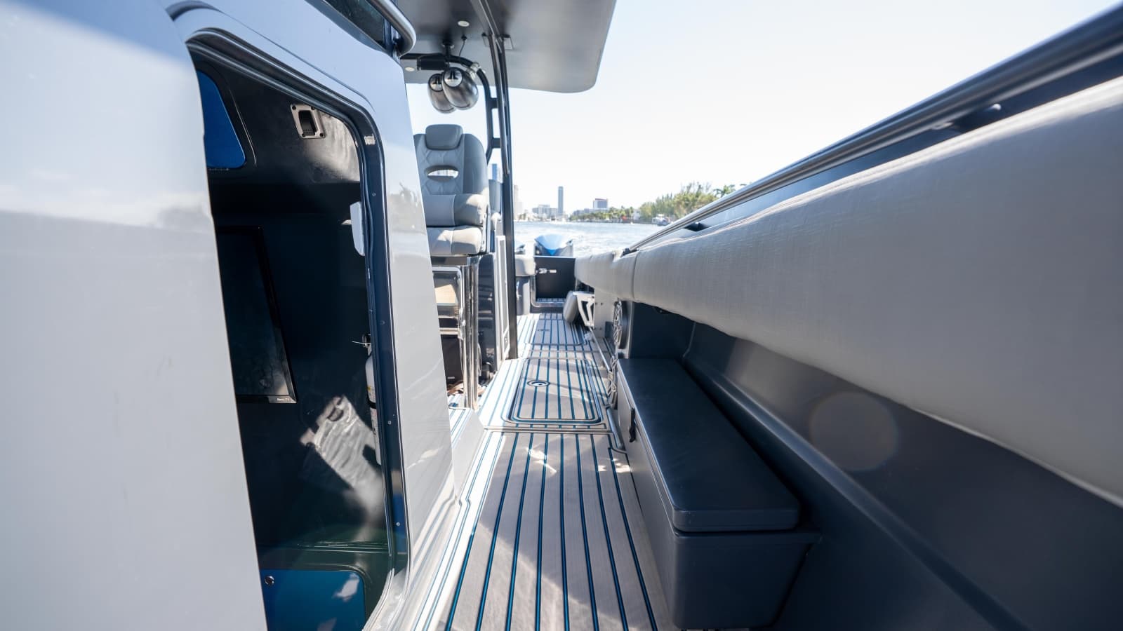 2016 Hydra-Sports 4200 Siesta