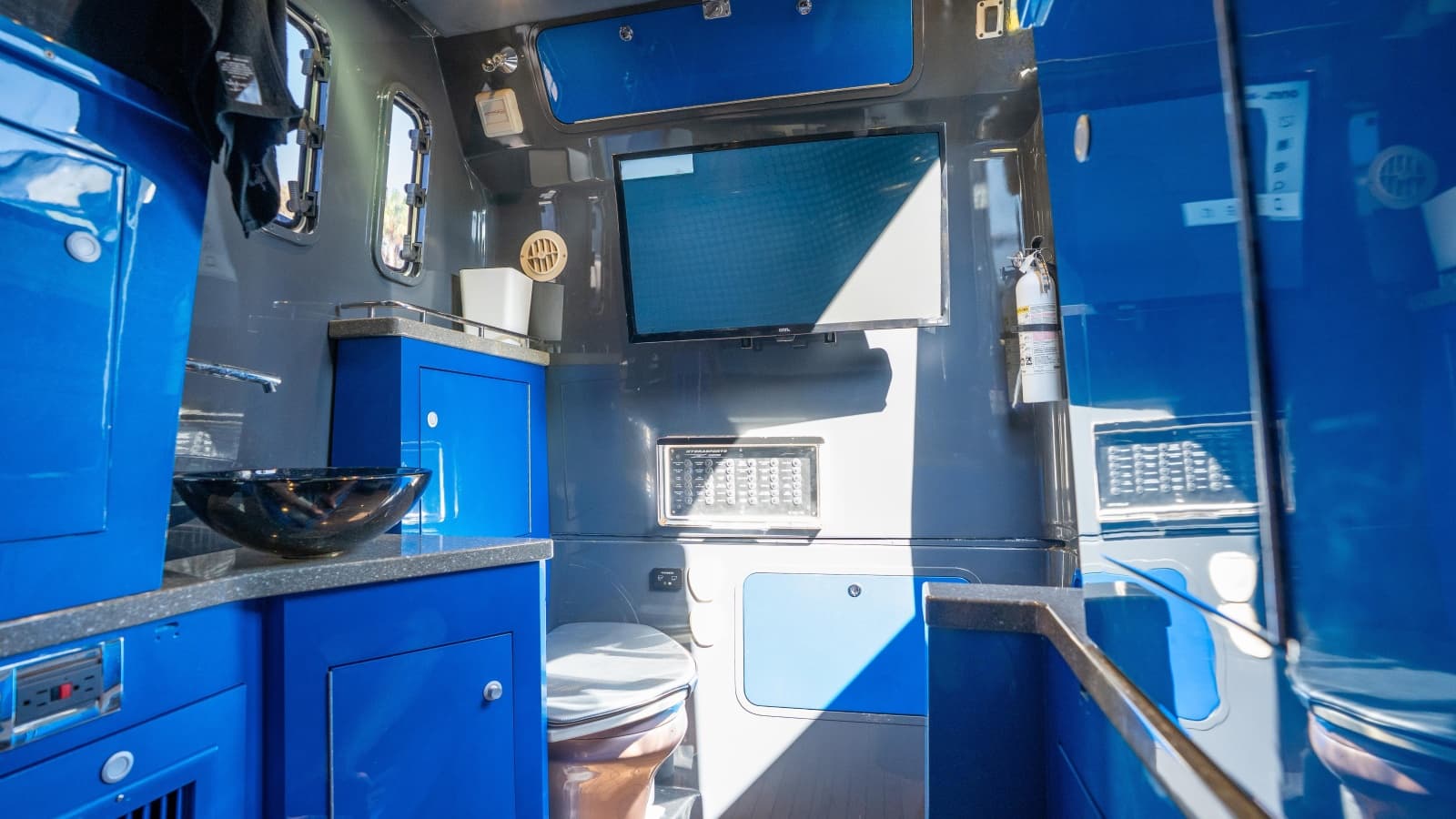 2016 Hydra-Sports 4200 Siesta