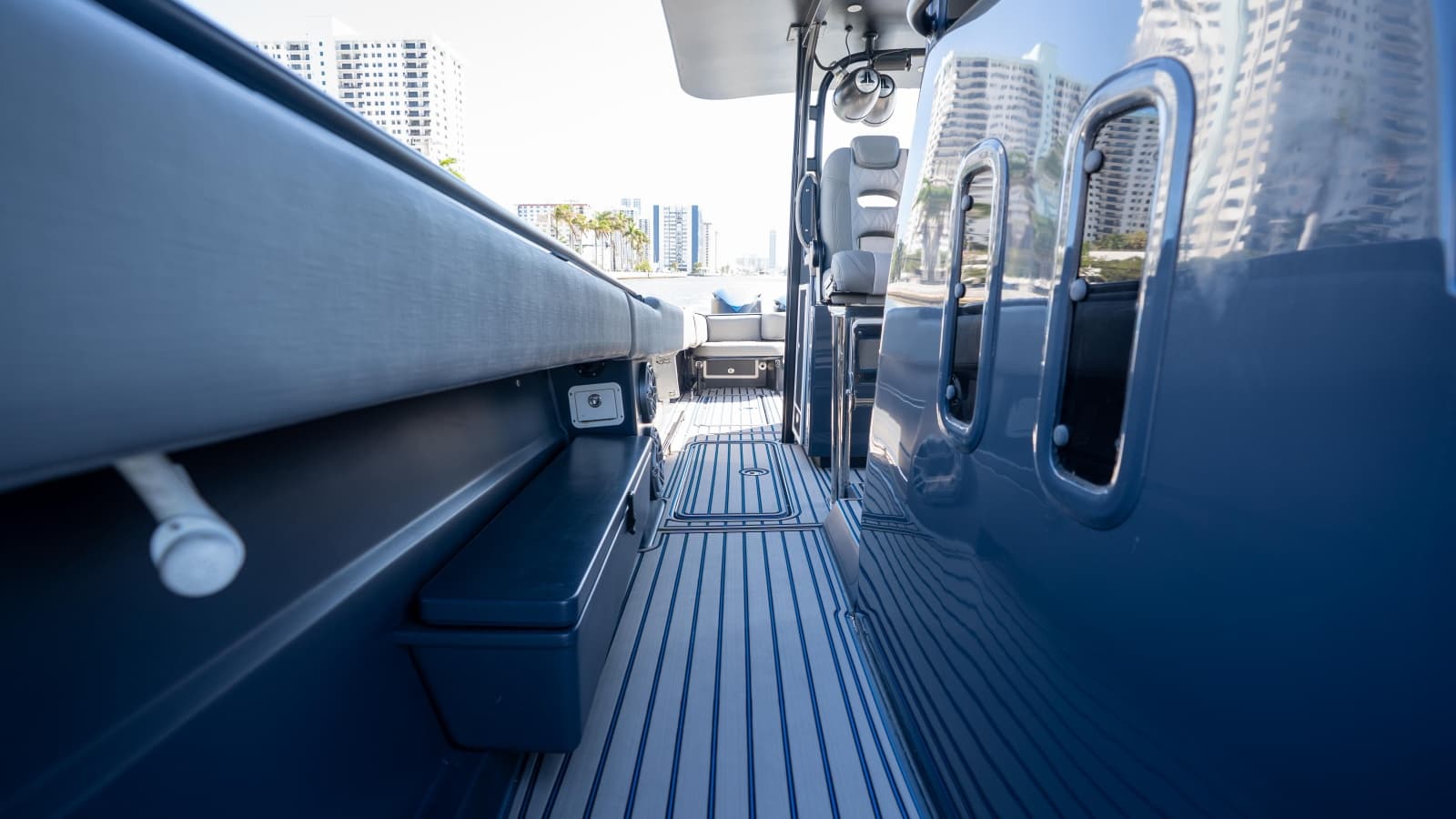 2016 Hydra-Sports 4200 Siesta