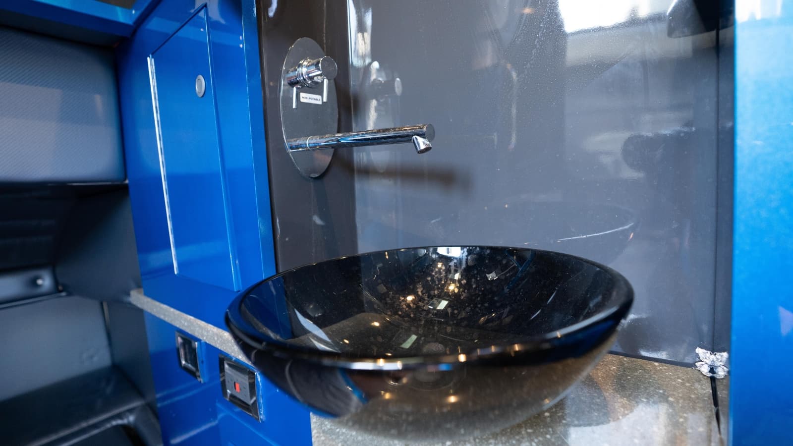 2016 Hydra-Sports 4200 Siesta