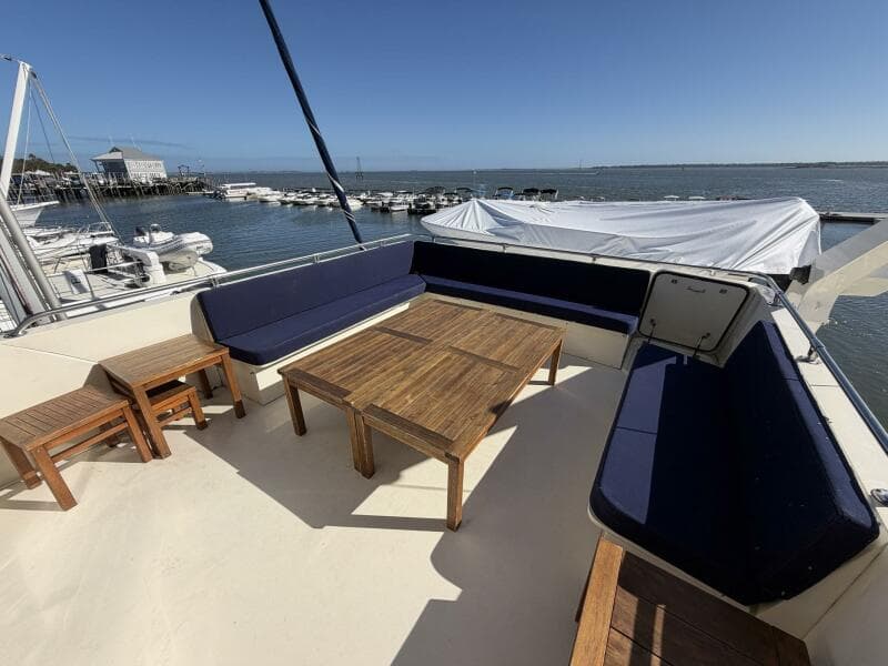 1987 Hatteras Motor Yacht