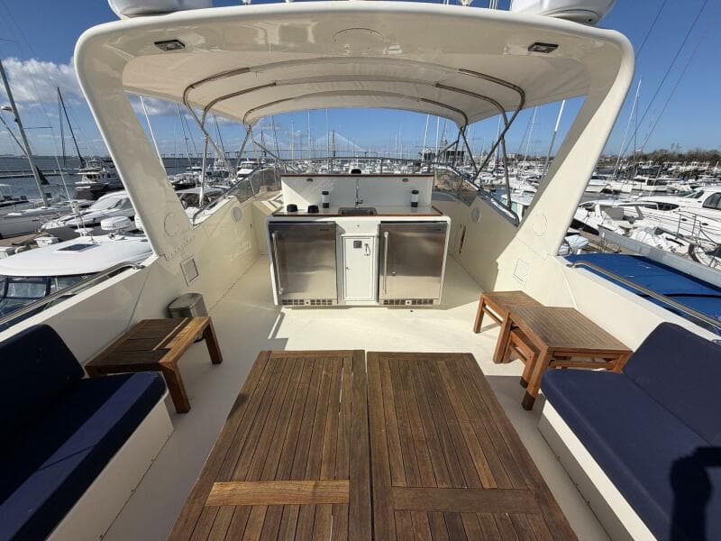 1987 Hatteras Motor Yacht