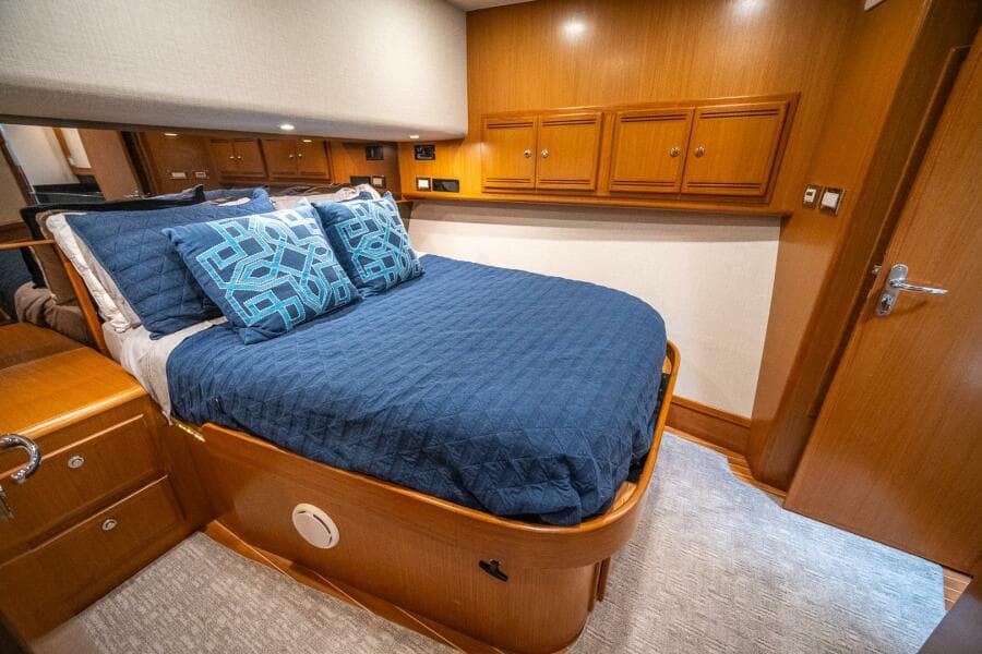 2009 Cabo 52 Flybridge