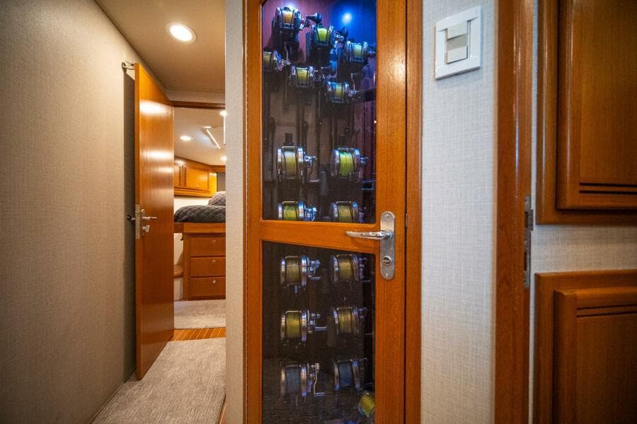 2009 Cabo 52 Flybridge