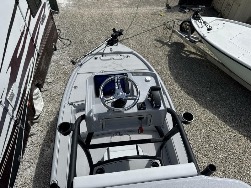 2026 Yellowfin 24 Bay Boat