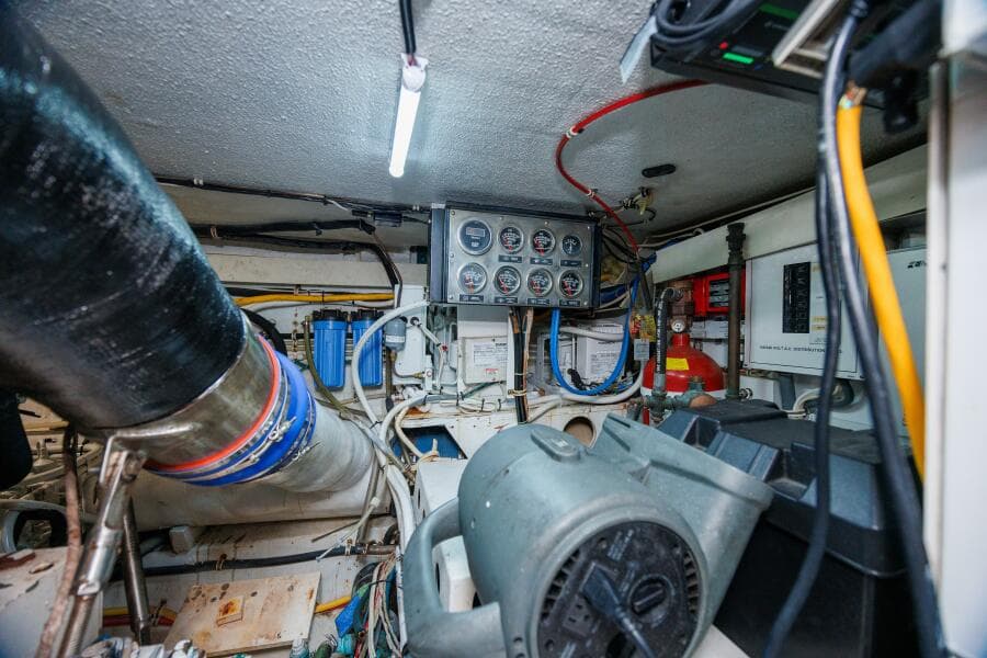 2002 Hatteras 50 Convertible 