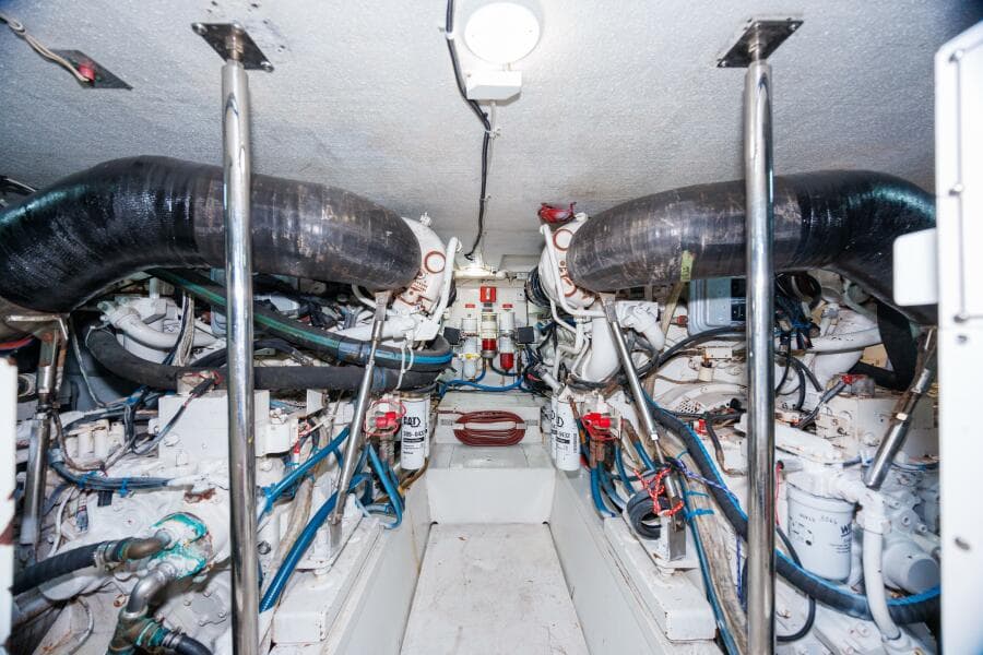 2002 Hatteras 50 Convertible 