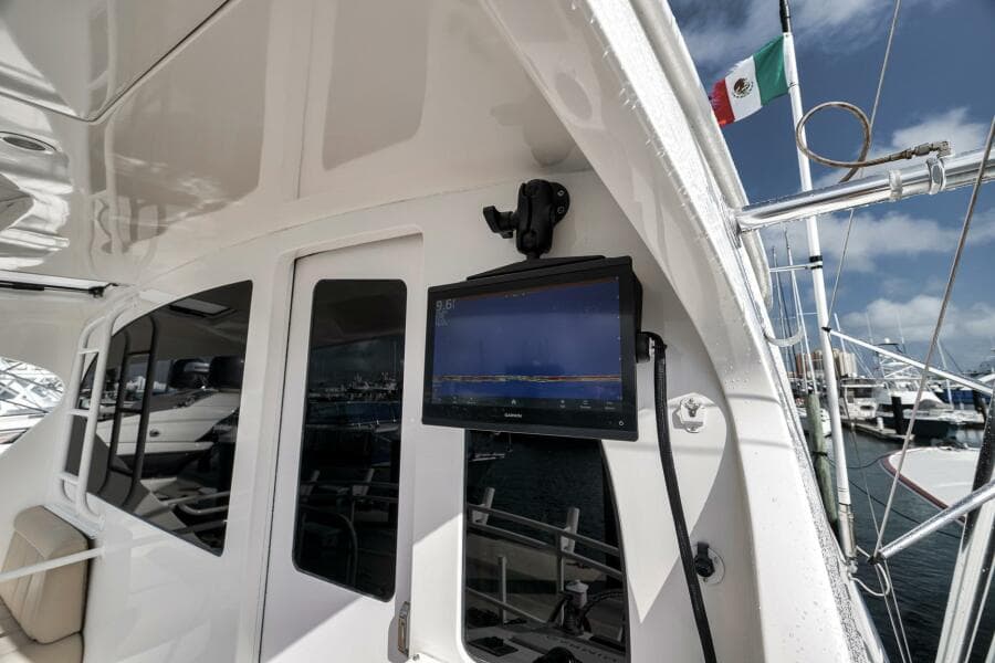 Viking 60 Bottom Line - Exterior Aft Flybridge