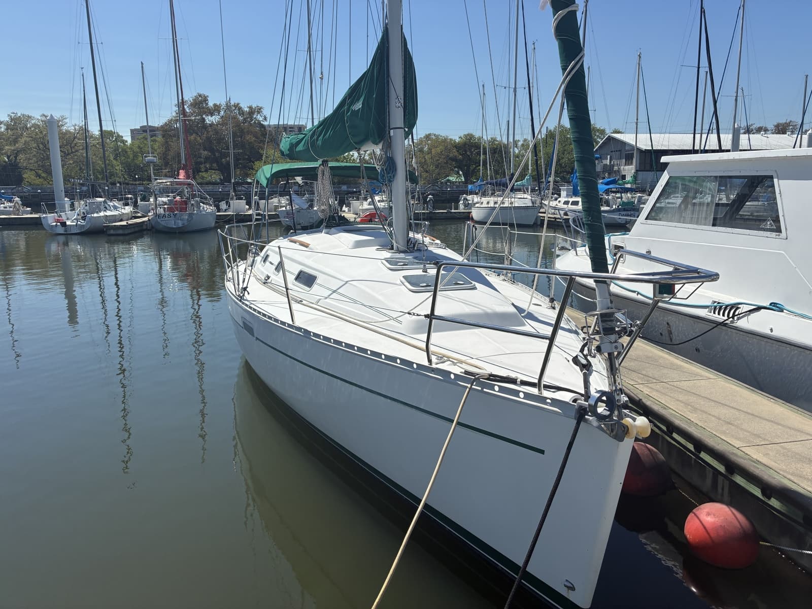 2003 Beneteau Oceanis 311 - Bow
