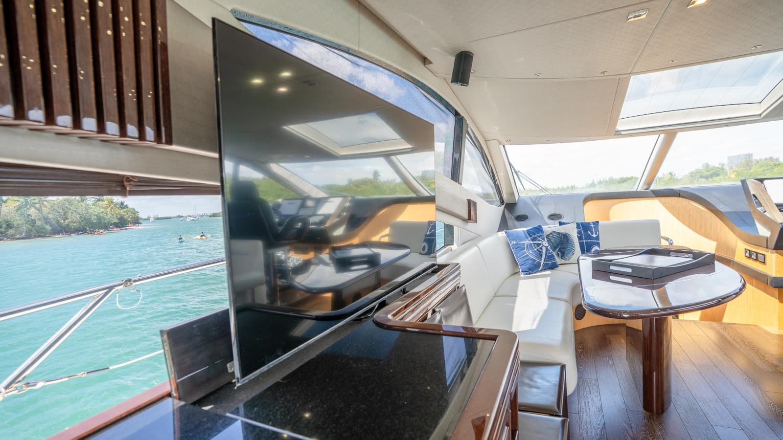 2014 Sunseeker 68' Sport Yacht