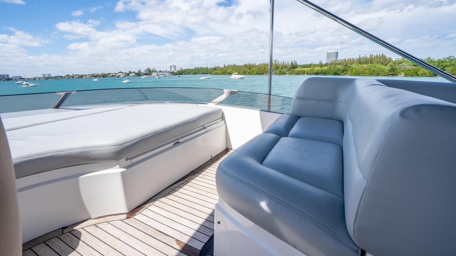 2014 Sunseeker 68' Sport Yacht
