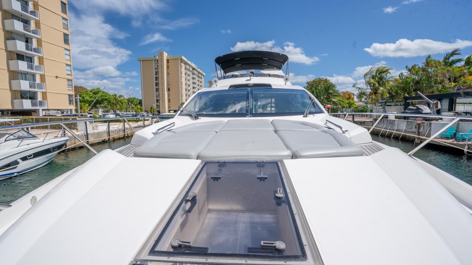 2014 Sunseeker 68' Sport Yacht