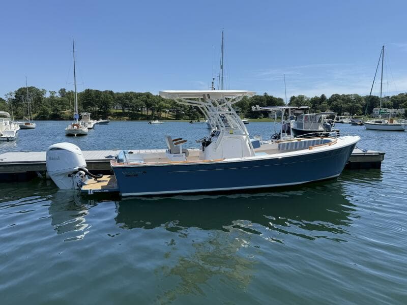 2017 Vanquish Bristol Harbor 23 CC