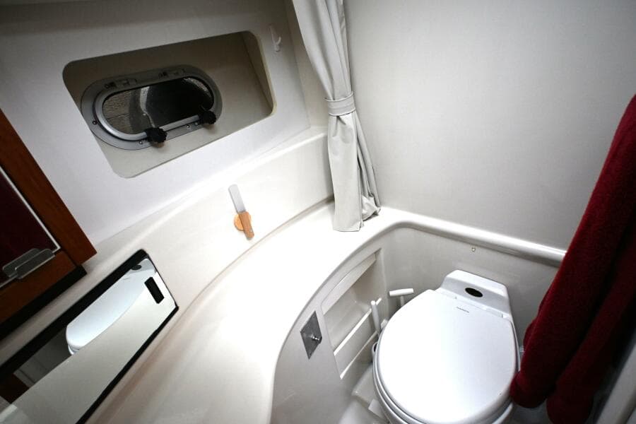 1996 Bayliner 4087 Aft Cabin Motoryacht