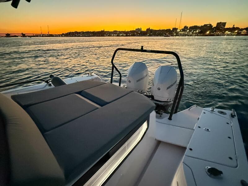 2022 Axopar 37 XC Cross Cabin