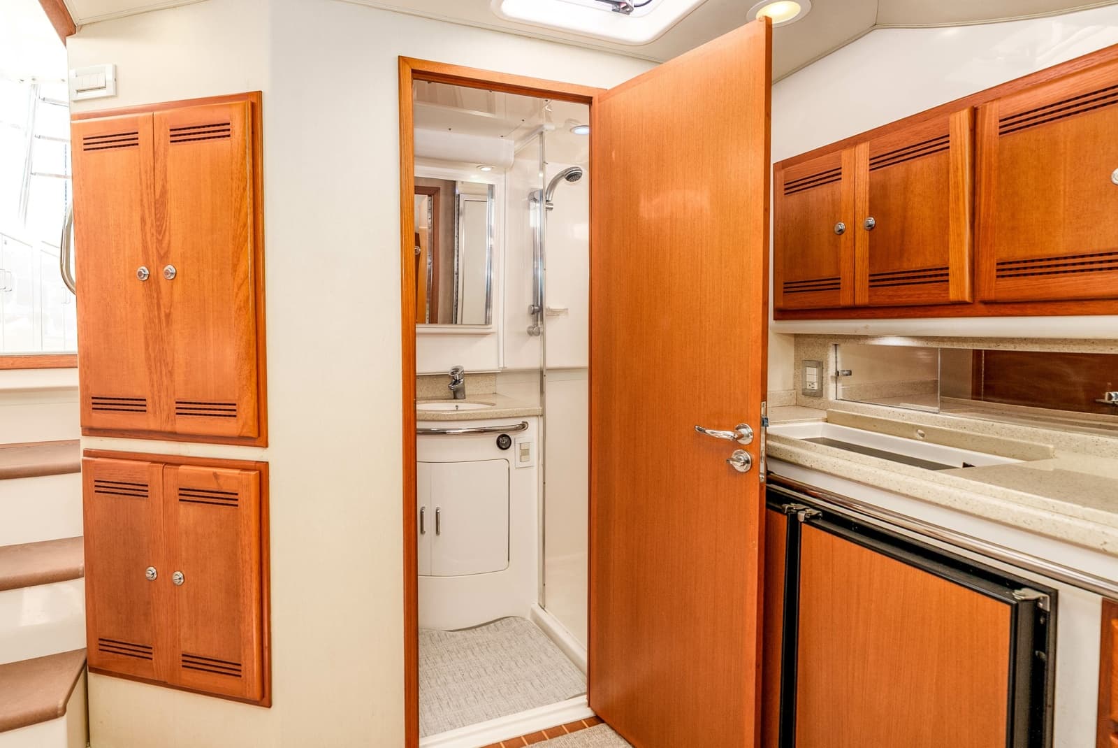 20045 40' Cabo Express - El Patron