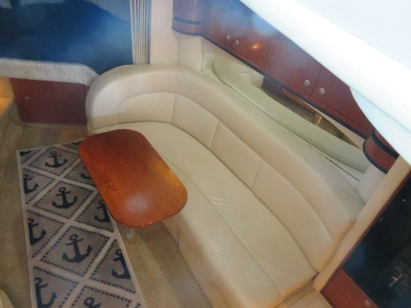 2005 Sea Ray 300 Sundancer