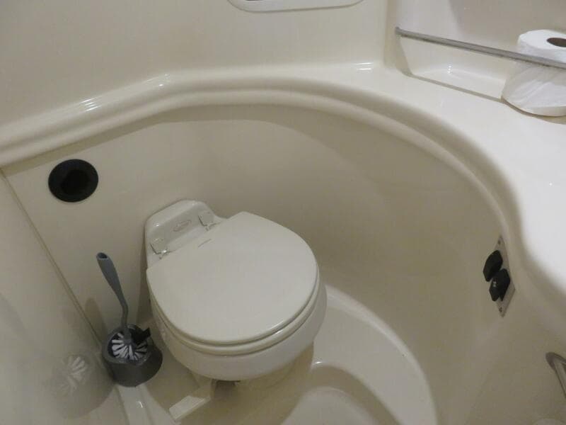 2005 Sea Ray 300 Sundancer