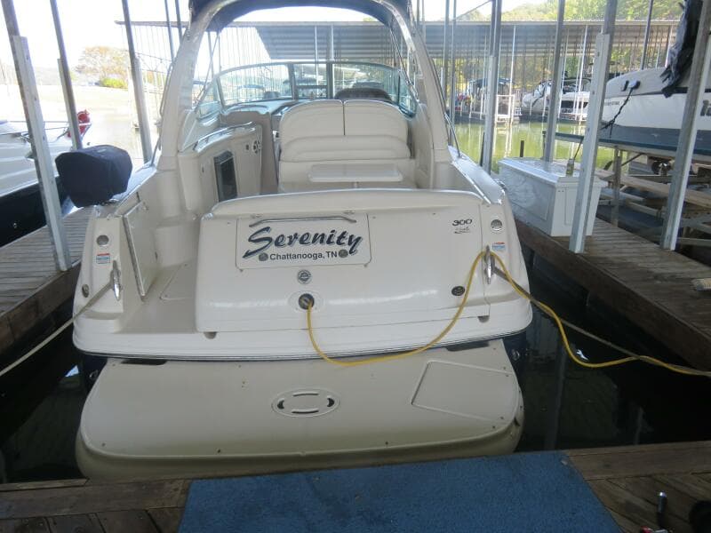 2005 Sea Ray 300 Sundancer