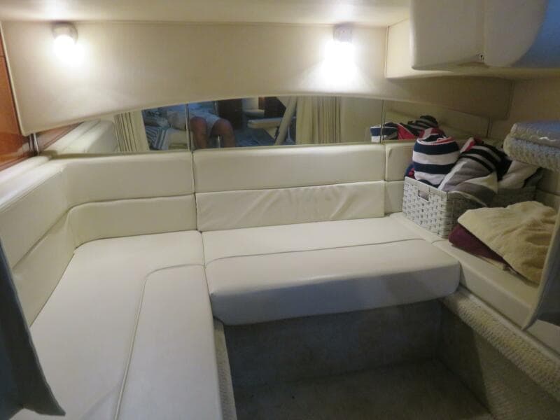 2005 Sea Ray 300 Sundancer