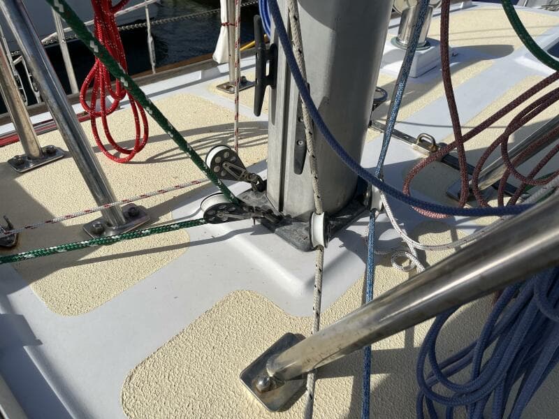 1986 Slocum 37 - Mast