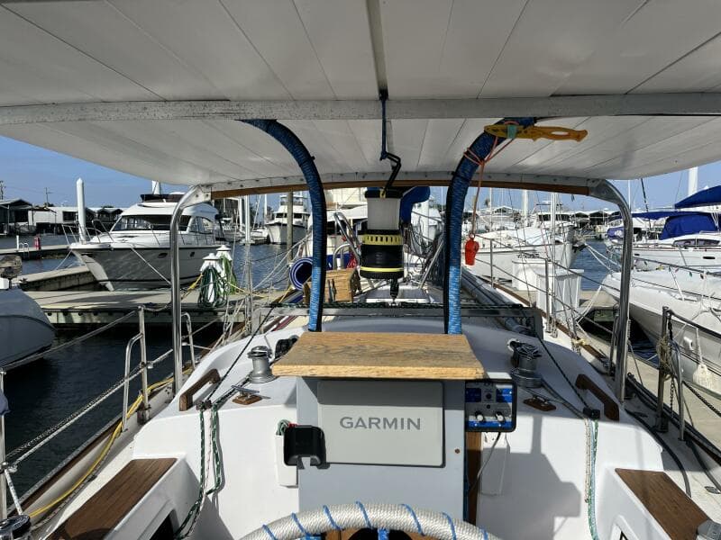 1986 Slocum 37 - Cockpit