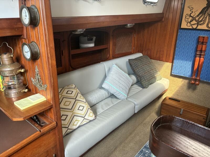 1986 Slocum 37 - Set T