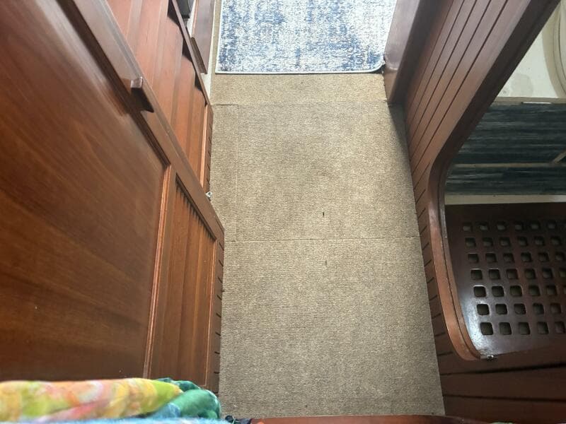 1986 Slocum 37 - Forward cabin