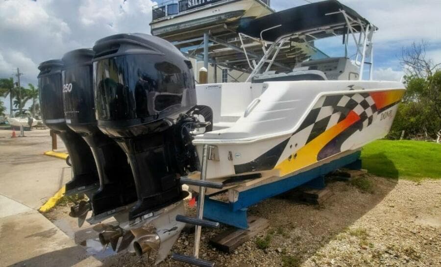 2005 Donzi 35 ZF Cuddy