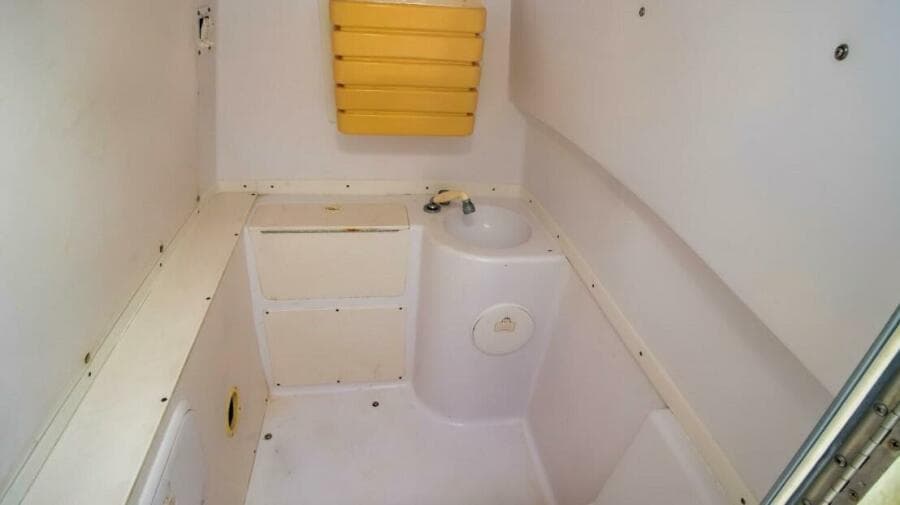 2005 Donzi 35 ZF Cuddy