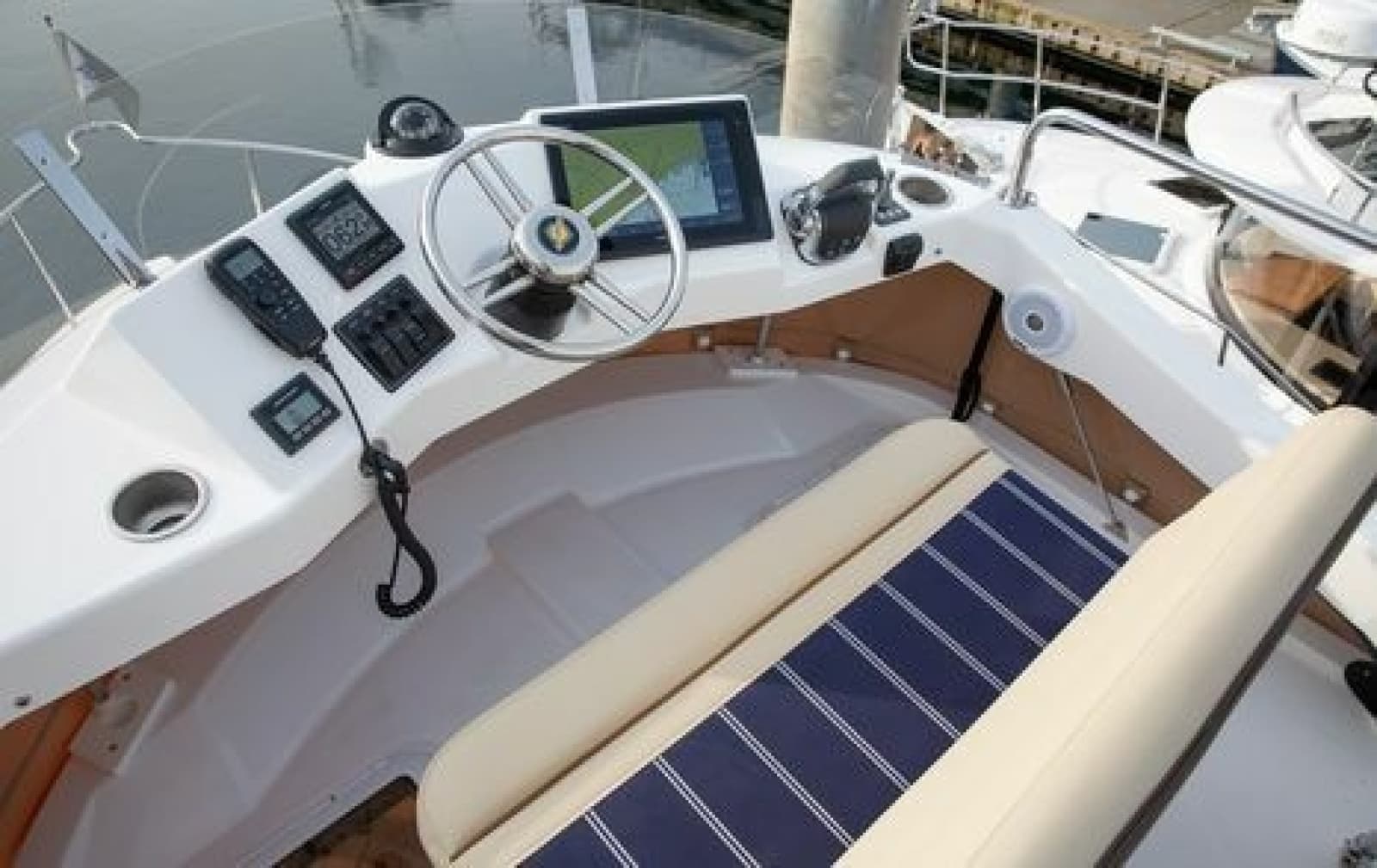 2016 Ranger Tugs 31 Tug