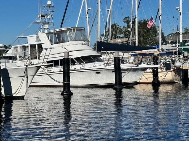 1989 Trojan 12M Motor Yacht