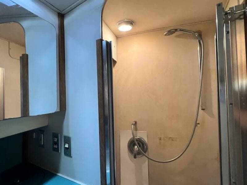 1989 Trojan 12M Motor Yacht