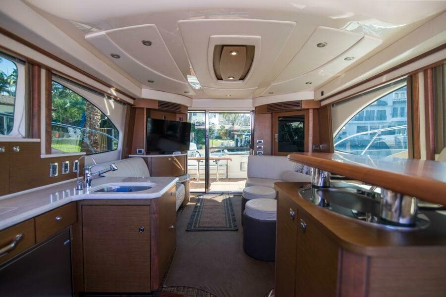 Sea Ray 52 - Seas The Day - Salon