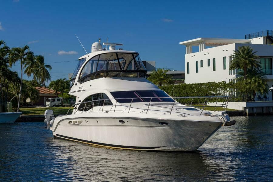 Sea Ray 52 -  Seas The Day- Profile