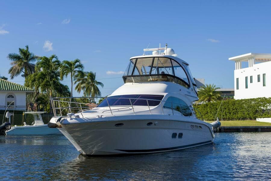Sea Ray 52 -  Seas The Day - Profile
