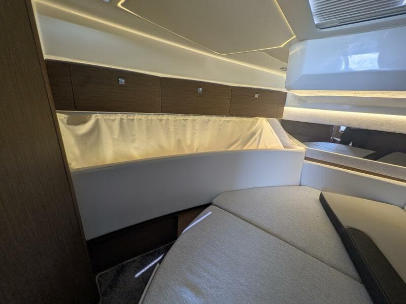 2023 Jeanneau NC 1095 Weekender - Photo 15