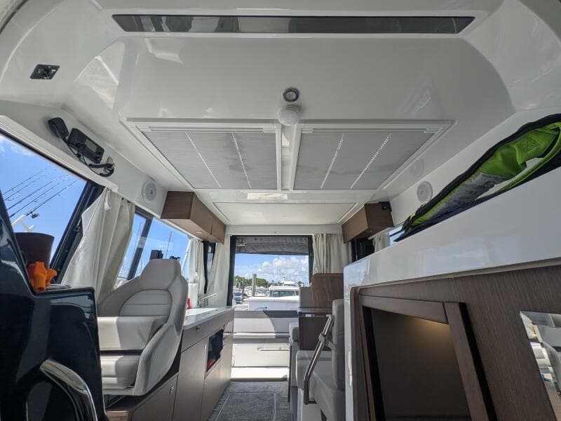 2023 Jeanneau NC 1095 Weekender - Photo 10