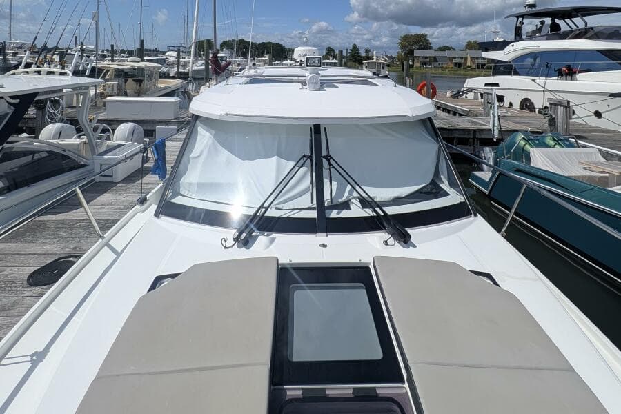2023 Jeanneau NC 1095 Weekender - Photo 6