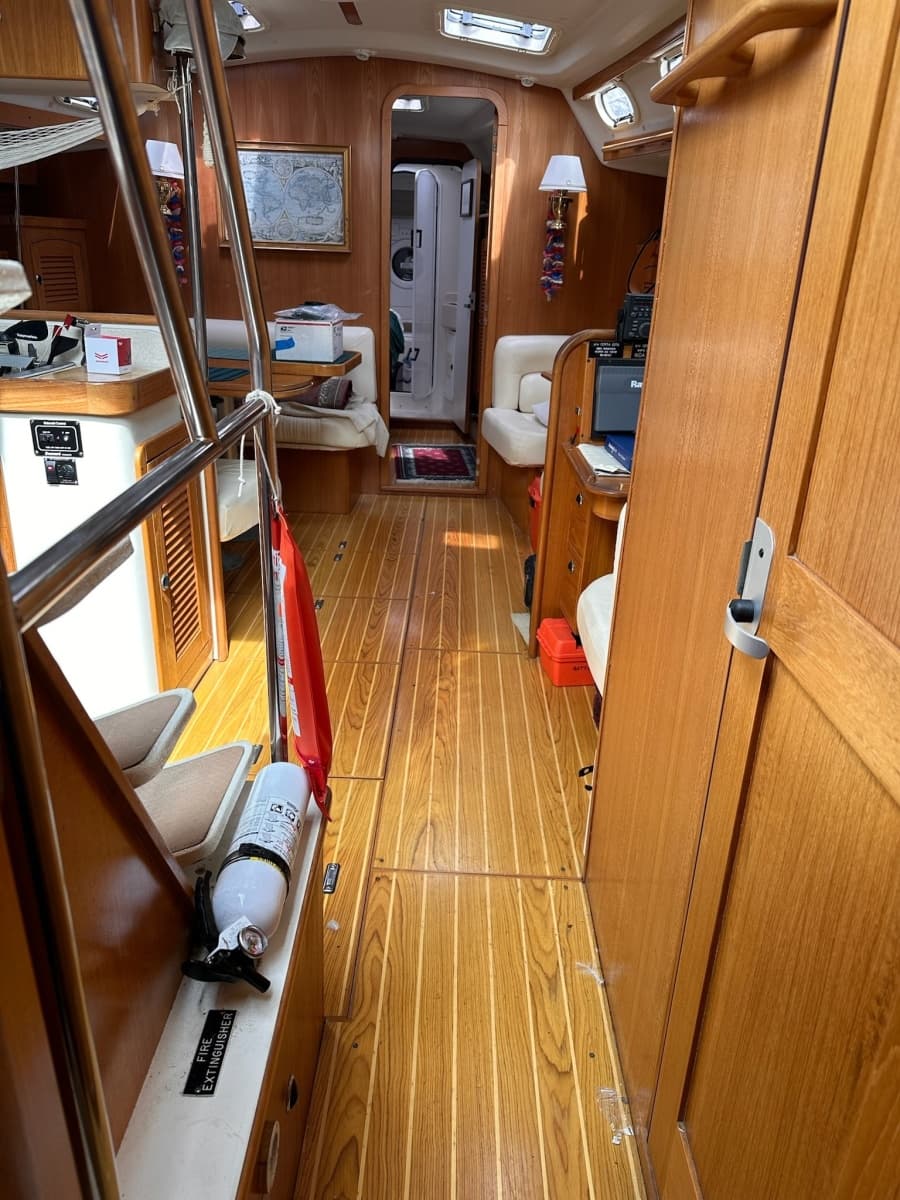 2002 Catalina 470