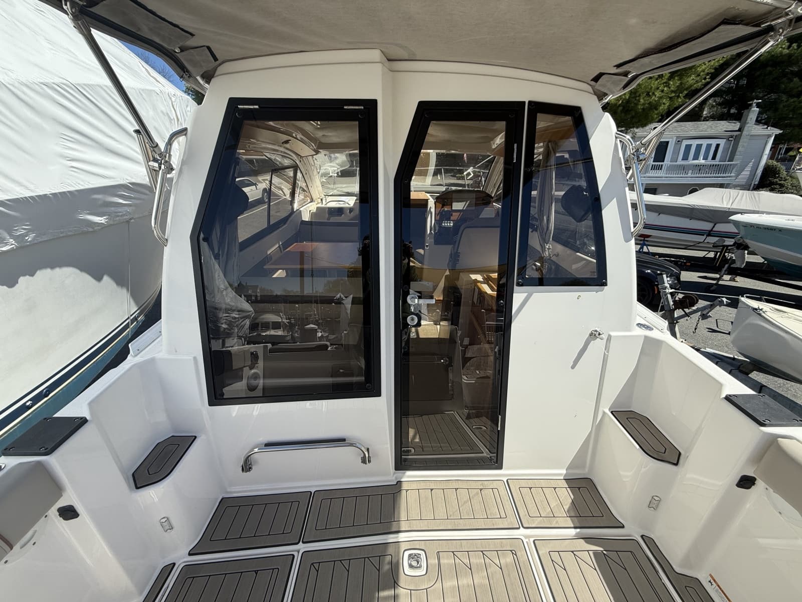 2022 Cutwater C-24 - Photo 21
