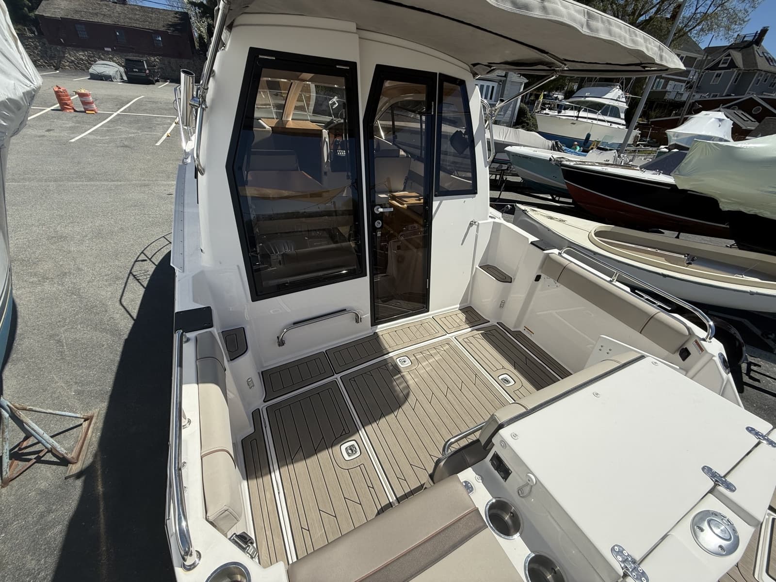 2022 Cutwater C-24 - Photo 22