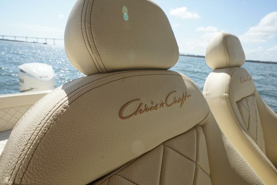 Chris-Craft 34- Catalina Grace- Helm Chair