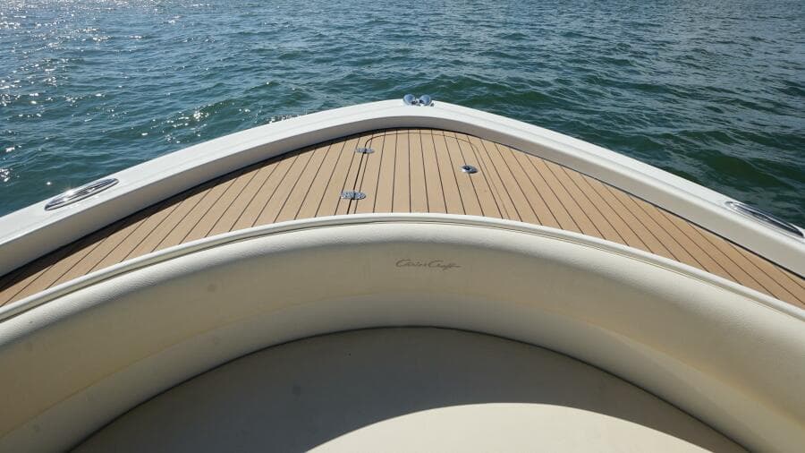 Chris-Craft 34- Catalina Grace- Bow