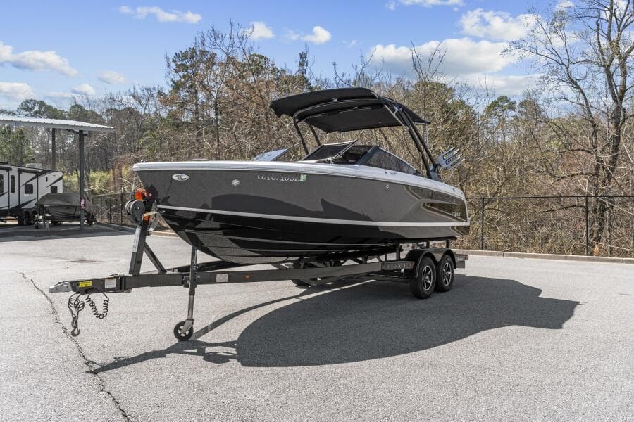 2024 Cobalt CS23 Surf