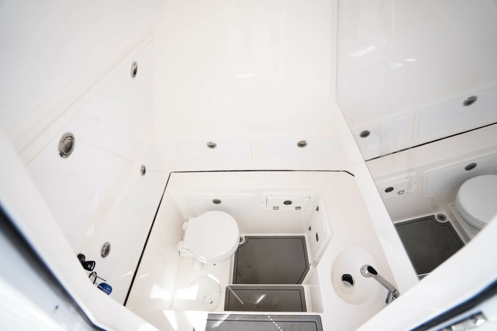 2027 Reef Runner 340 - Photo 47