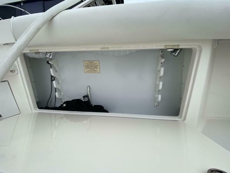 2006 Cabo 40 Express - BUZZ CATCHER