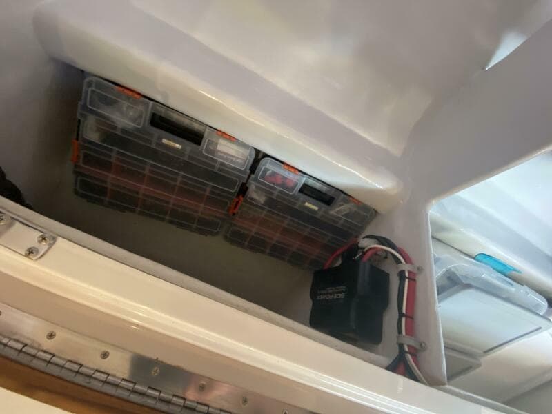 2006 Cabo 40 Express - BUZZ CATCHER