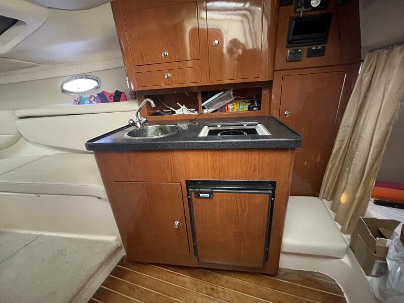 2006 Regal 2860 Window Express
