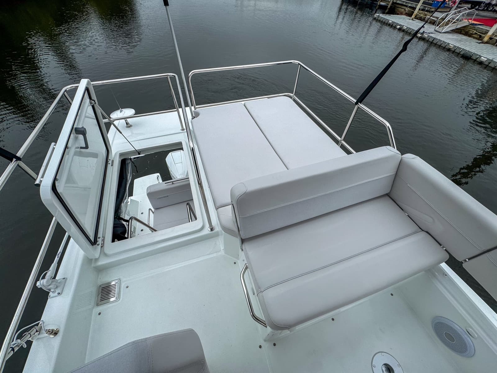 2026 Beneteau Antares 11